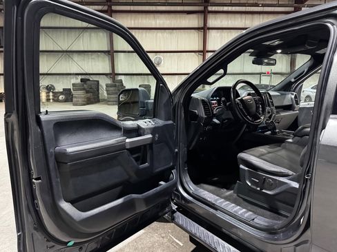 Used 2019 Ford F150 XLT w/ Equipment Group 302A Luxury RWD image 10