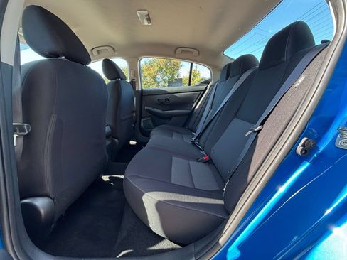 Used 2025 Nissan Sentra SV FWD image 18