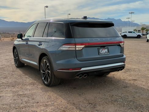 Used 2025 Lincoln Aviator Reserve w/ Equipment Group 201A image 5