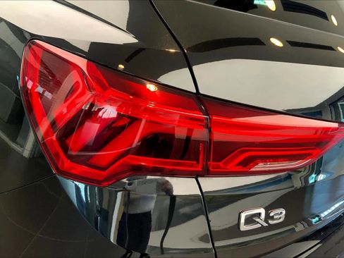 Used 2021 Audi Q3 2.0T Premium w/ Convenience Package image 28