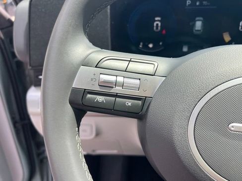 Used 2024 Hyundai Kona SEL AWD/4WD image 11