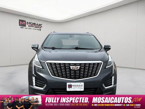 Used 2021 Cadillac XT5 Premium Luxury AWD/4WD image 2
