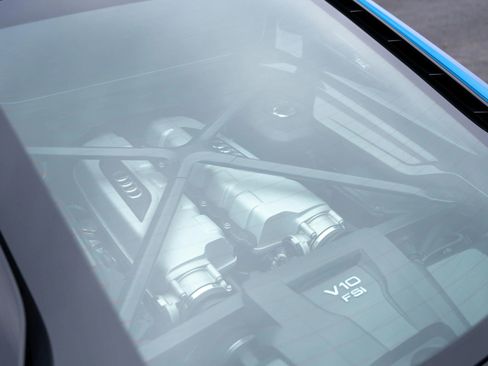 Used 2018 Audi R8 V10 plus w/ 20" Wheel Package image 12