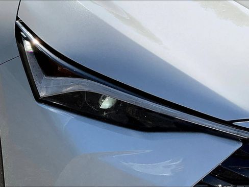 Used 2025 Acura ADX AWD image 32