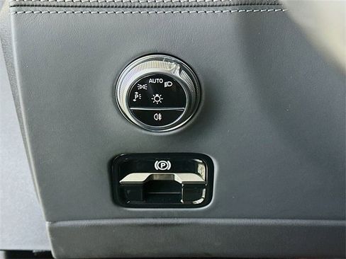 Certified 2023 Mercedes-Benz SL 43 AMG image 10