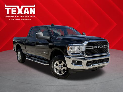 Used 2024 RAM 2500 Big Horn w/ Bed Utility Group image 1