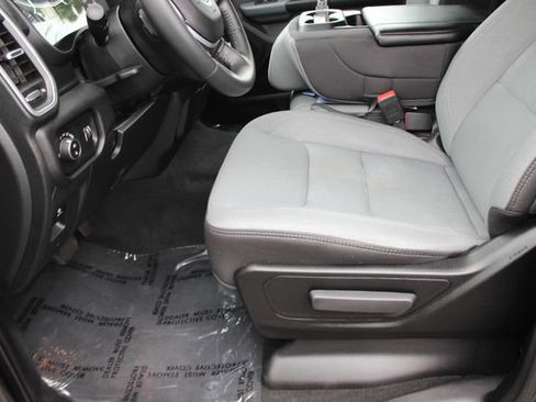 Used 2023 RAM 1500 Big Horn AWD/4WD image 21