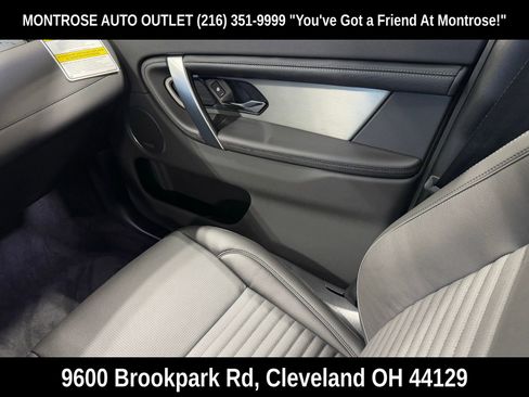 New 2026 Land Rover Discovery Sport Landmark image 39