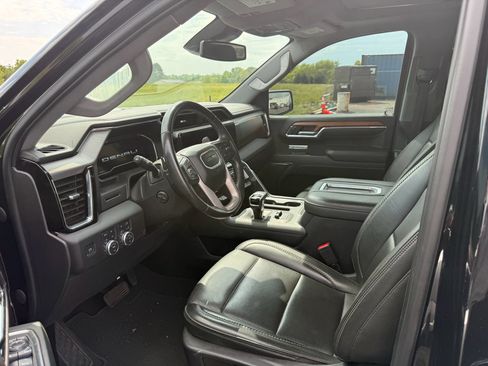 Used 2022 GMC Sierra 1500 Denali image 9