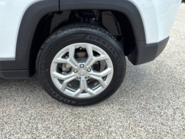 Certified 2024 Jeep Compass Sport AWD/4WD image 35