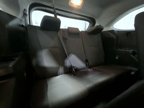 Used 2024 Toyota Highlander LE image 21