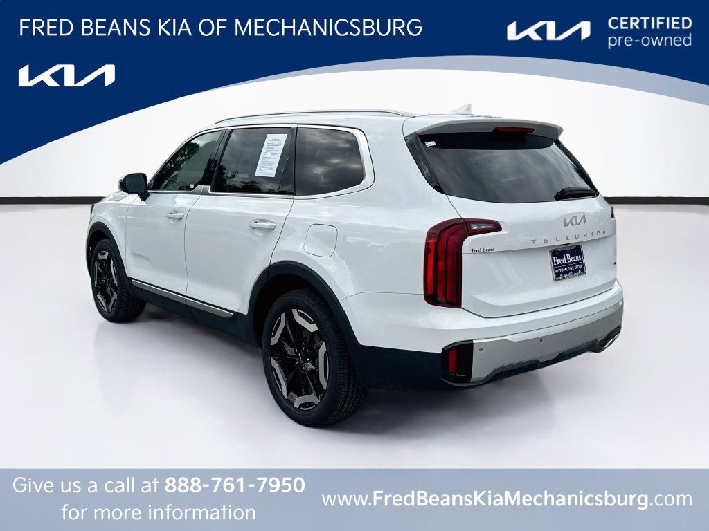 Certified 2024 Kia Telluride S w/ S Sunroof Package AWD/4WD image 5