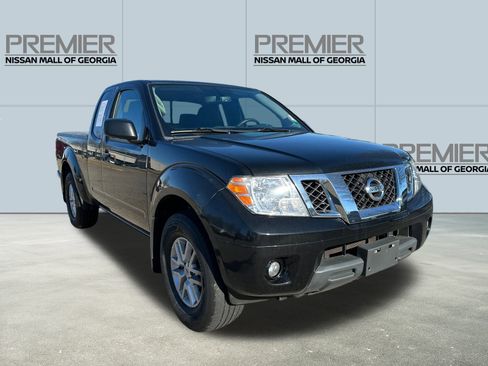 Certified 2021 Nissan Frontier SV image 3