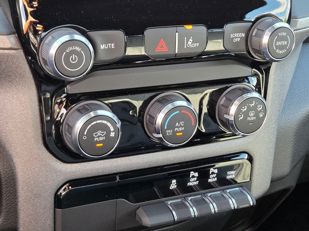 Used 2025 RAM 1500 Tradesman AWD/4WD image 30