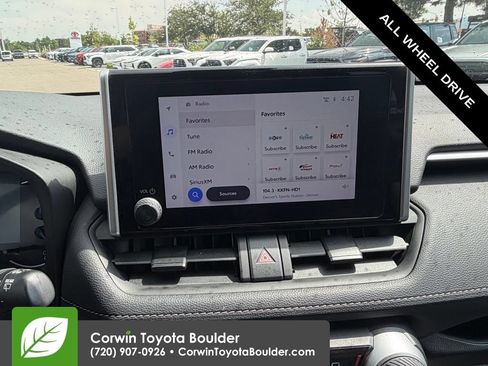 Used 2025 Toyota RAV4 XLE AWD/4WD image 28