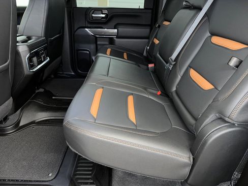 Certified 2021 GMC Sierra 2500 AT4 w/ AT4 Premium Plus Package image 21