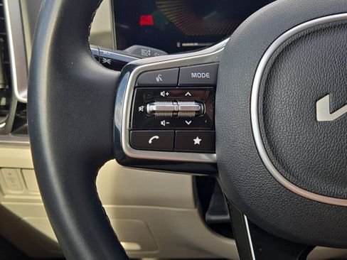 Certified 2025 Kia Sorento S FWD image 55