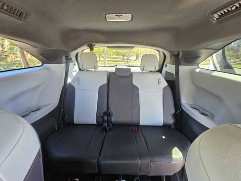 Used 2023 Toyota Sienna XSE w/ XSE Plus Package image 30