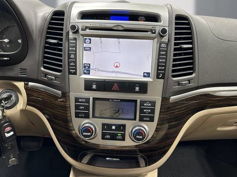Used 2010 Hyundai Santa Fe Limited w/ Navigation Pkg 4 FWD image 19