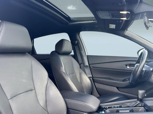 Used 2025 Honda Accord Sport image 30