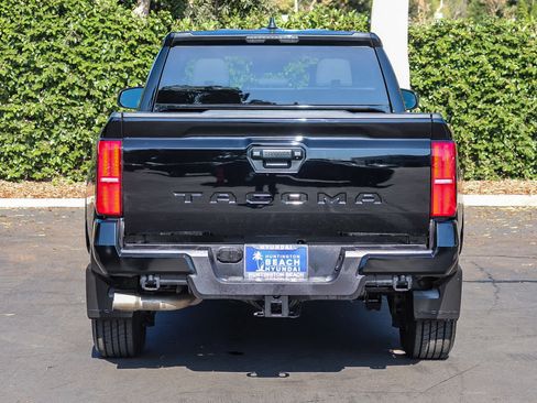 Used 2025 Toyota Tacoma SR5 RWD image 7