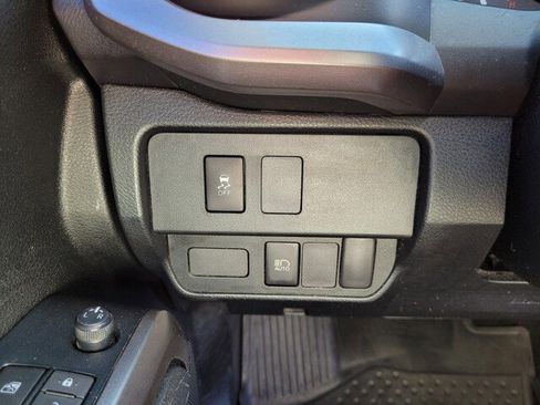 Used 2021 Toyota Tacoma SR5 image 31