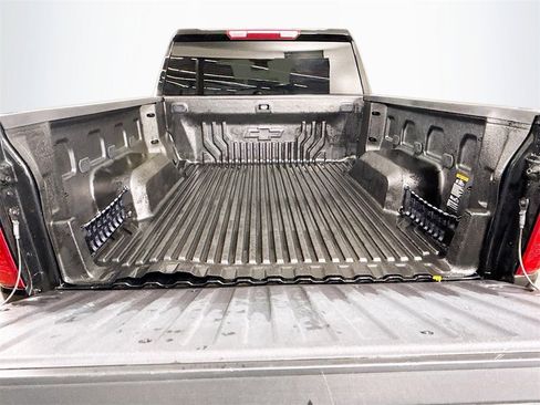 Used 2024 Chevrolet Silverado 1500 LT image 18