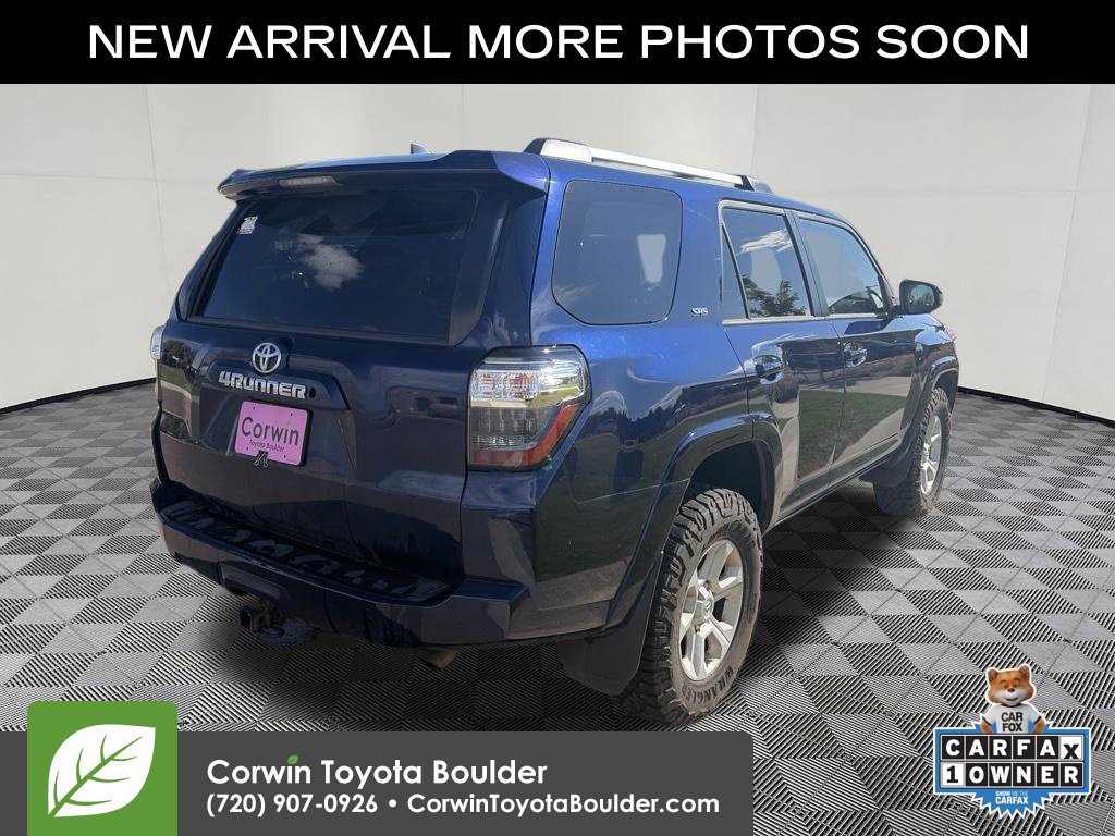 Used 2020 Toyota 4Runner SR5 AWD/4WD image 8