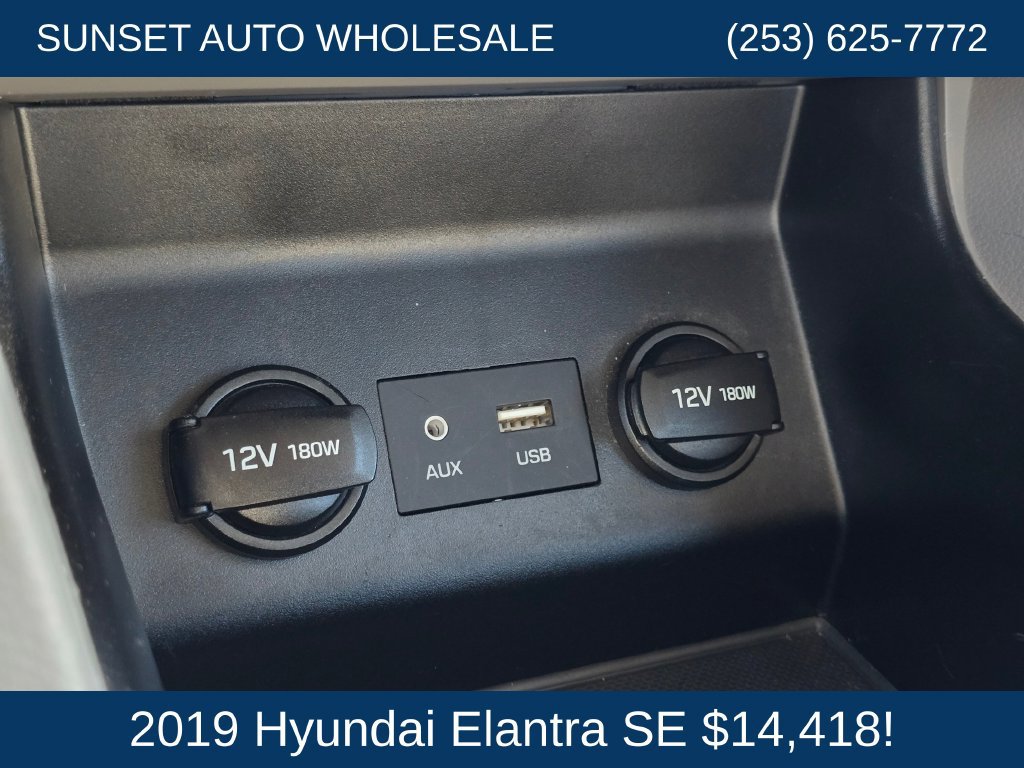 Used 2019 Hyundai Elantra SE FWD image 32