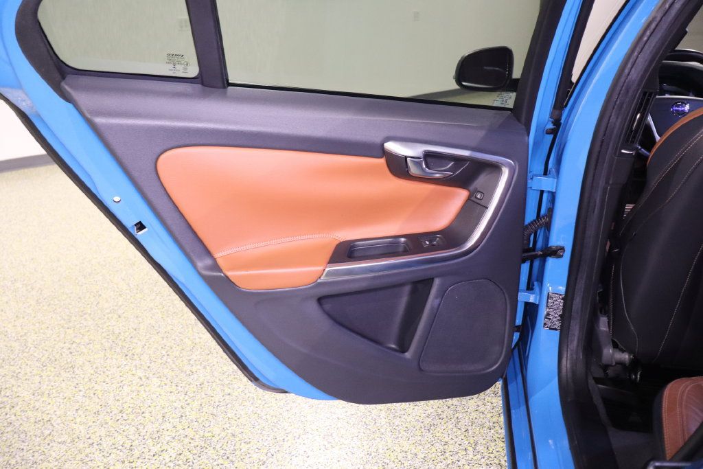 Used 2015 Volvo S60 T6 FWD image 35