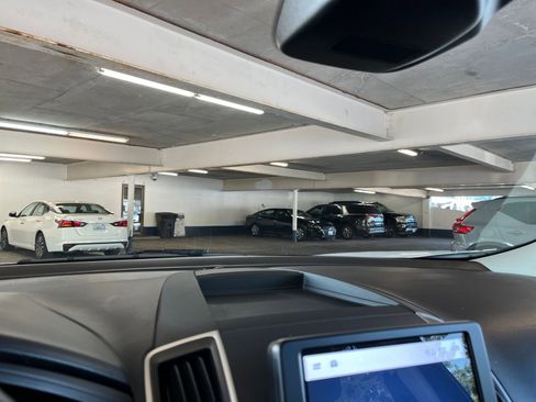 Used 2024 Ford Edge SEL image 18