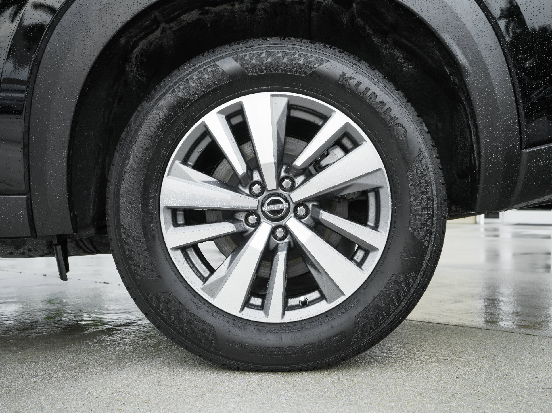Used 2025 Nissan Pathfinder SL FWD image 39