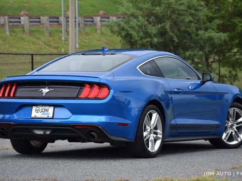 Used 2020 Ford Mustang Premium w/ Equipment Group 201A RWD image 5