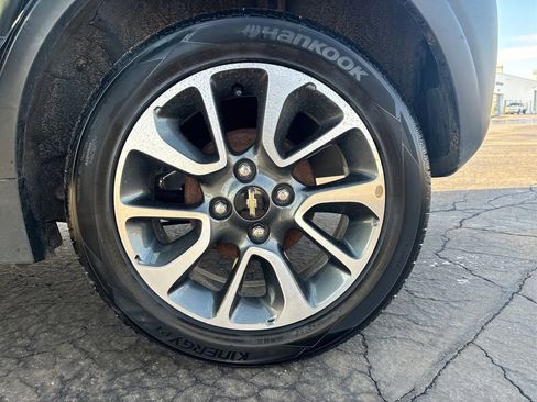 Used 2021 Chevrolet Spark ACTIV image 29