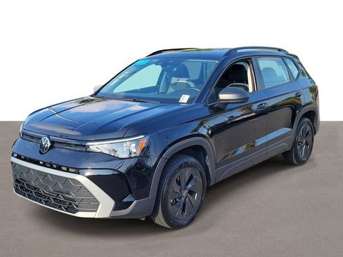 Certified 2025 Volkswagen Taos S FWD image 2