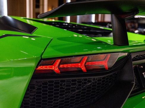 Used 2016 Lamborghini Aventador LP 750-4 Superveloce AWD/4WD image 18
