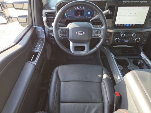 Used 2024 Ford F250 Lariat w/ Chrome Package AWD/4WD image 32