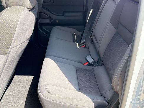 Used 2026 Nissan Frontier SV w/ All-Weather Content Package RWD image 24
