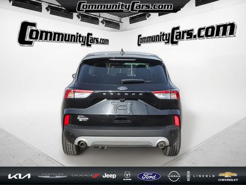 Used 2022 Ford Escape SEL image 6