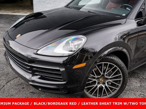 Used 2020 Porsche Cayenne image 2