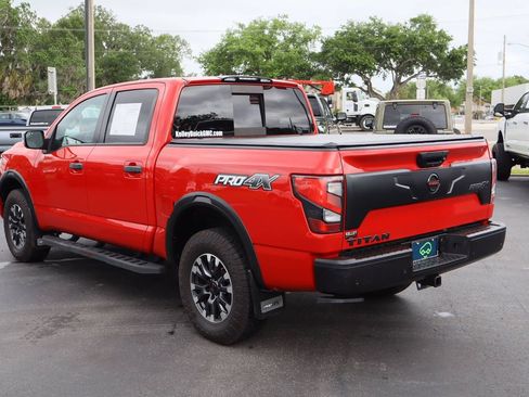 Used 2021 Nissan Titan PRO-4X w/ Pro-4x Convenience Package image 7