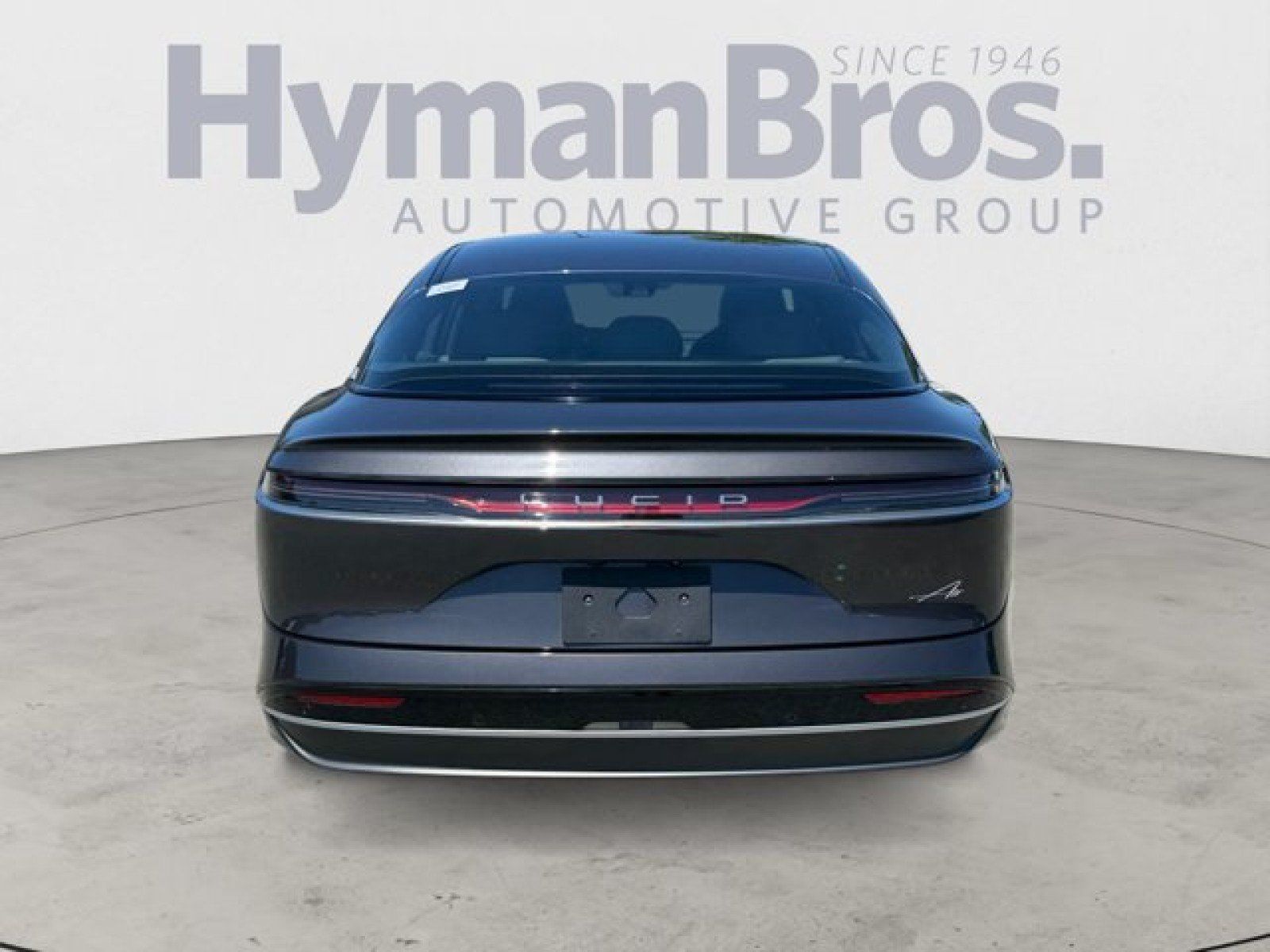 Used 2024 Lucid Air Pure RWD image 4