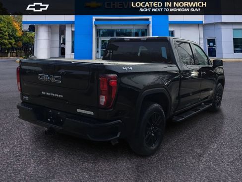 Certified 2022 GMC Sierra 1500 Elevation w/ LPO, Elevation Black Package AWD/4WD image 5