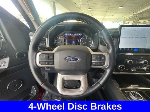 Certified 2022 Ford Expedition XLT image 17