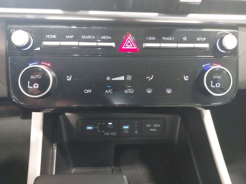 Used 2025 Hyundai Tucson SEL AWD/4WD image 21