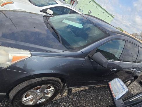 Used 2012 Chevrolet Traverse LT image 4