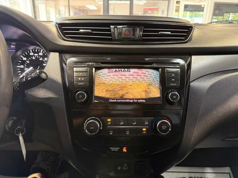 Used 2021 Nissan Rogue Sport S FWD image 14