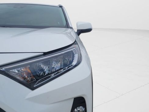 Certified 2021 Toyota RAV4 XLE FWD image 27