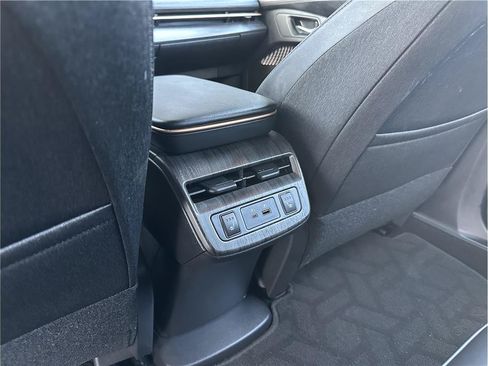 Used 2024 Nissan Ariya AWD image 18