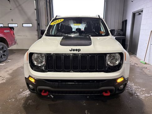 Used 2023 Jeep Renegade Trailhawk w/ Trailhawk Elite Group image 11